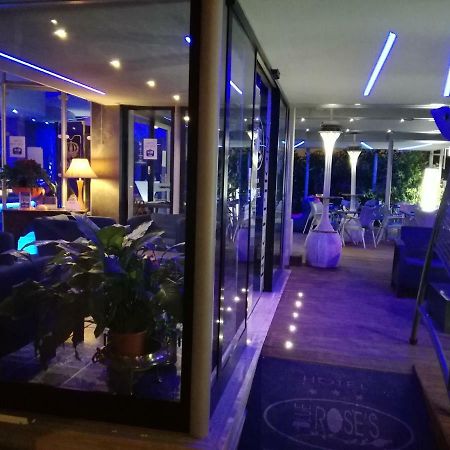 Hotel Blue Rose'S Месане Екстериор снимка