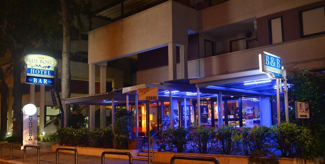 Hotel Blue Rose'S Месане Екстериор снимка