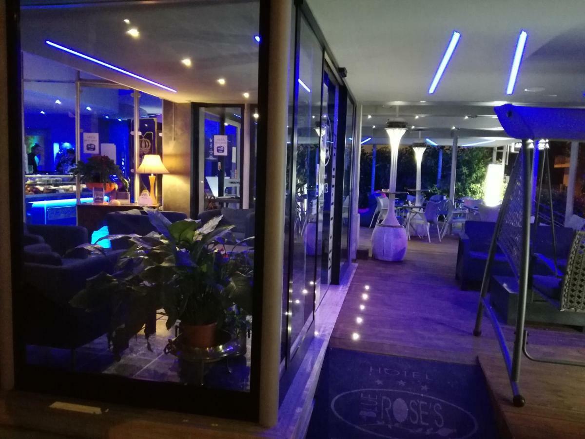 Hotel Blue Rose'S Месане Екстериор снимка